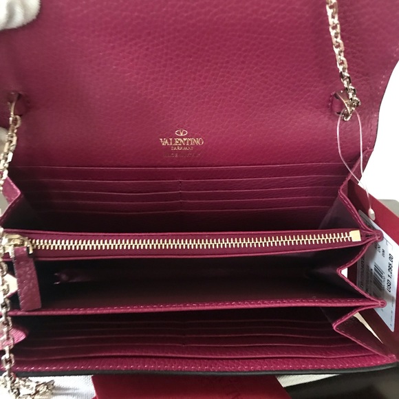 VALENTINO GARAVANI Rockstud Wallet On A Chain - Picture 6 of 14